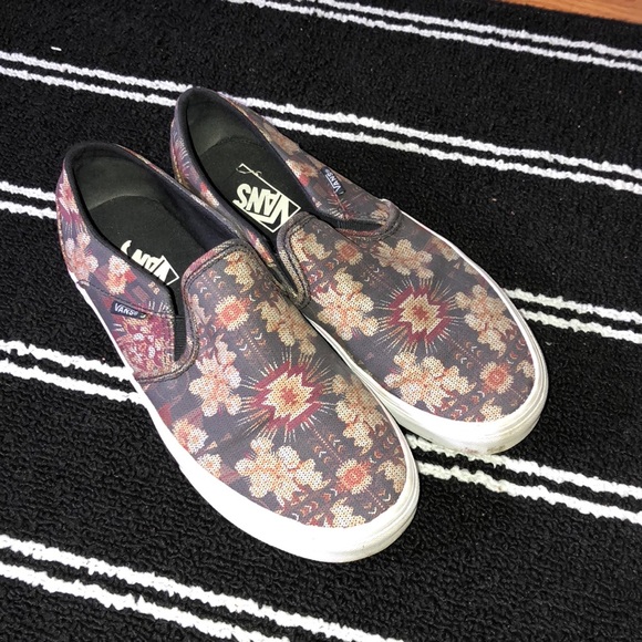 vans patterned slip ons